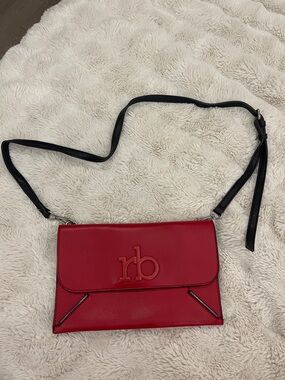 rb Red Pebbled Crossbody Bag with Adjustable Black Strap